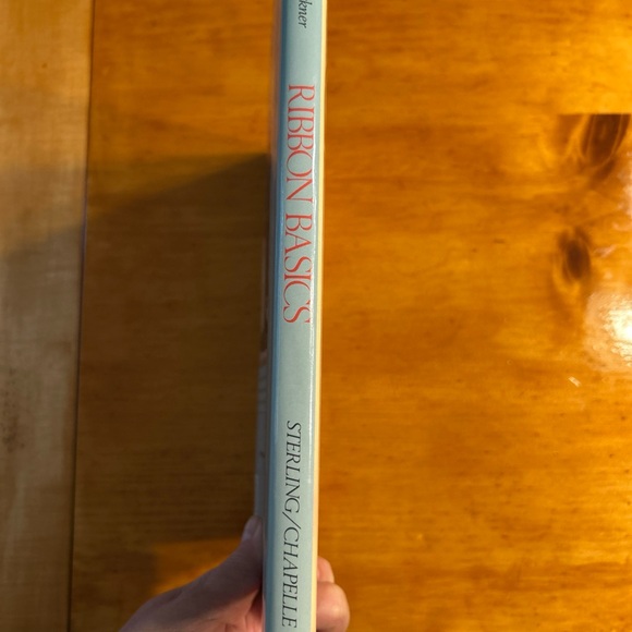 Ribbon Basics All the Stitches and Techniques of Silk Ribbon Work and Embroidery - Picture 12 of 12